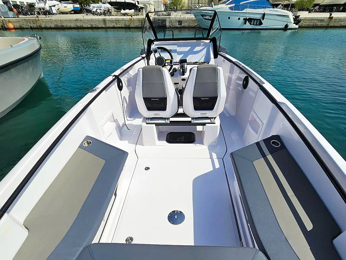 Axopar 22 Spyder - Lino  - [Internal image]