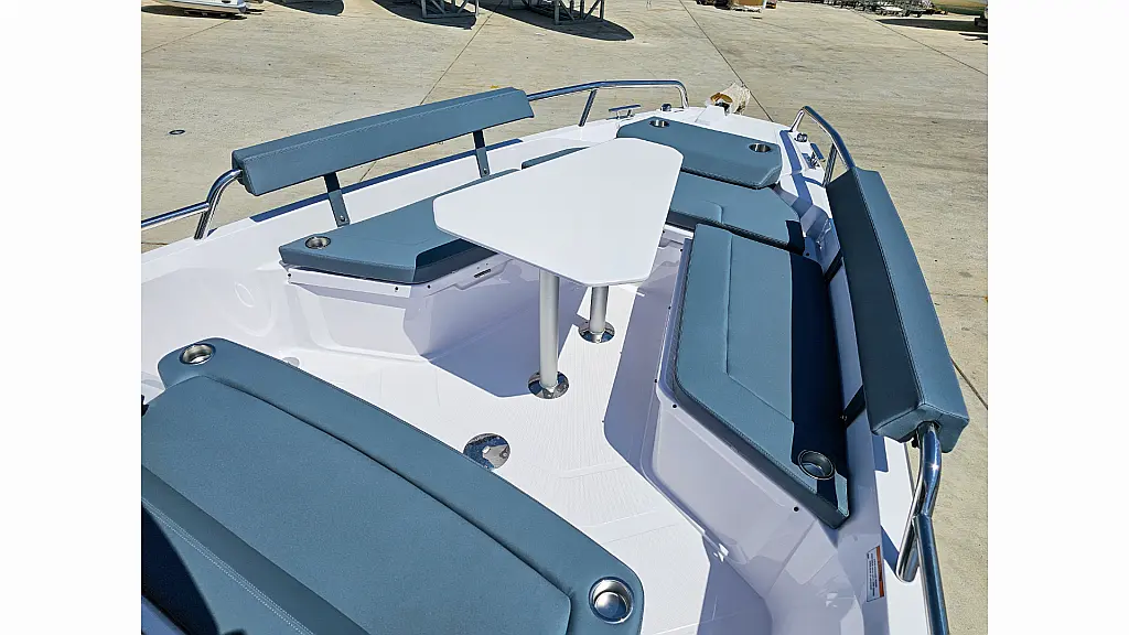 Axopar 29 XC Cross Cabin - 